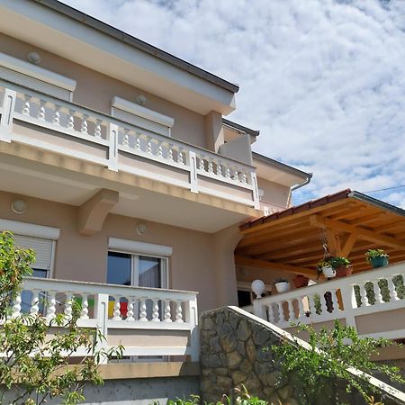 Apartments Vesna Banjol 외부 사진